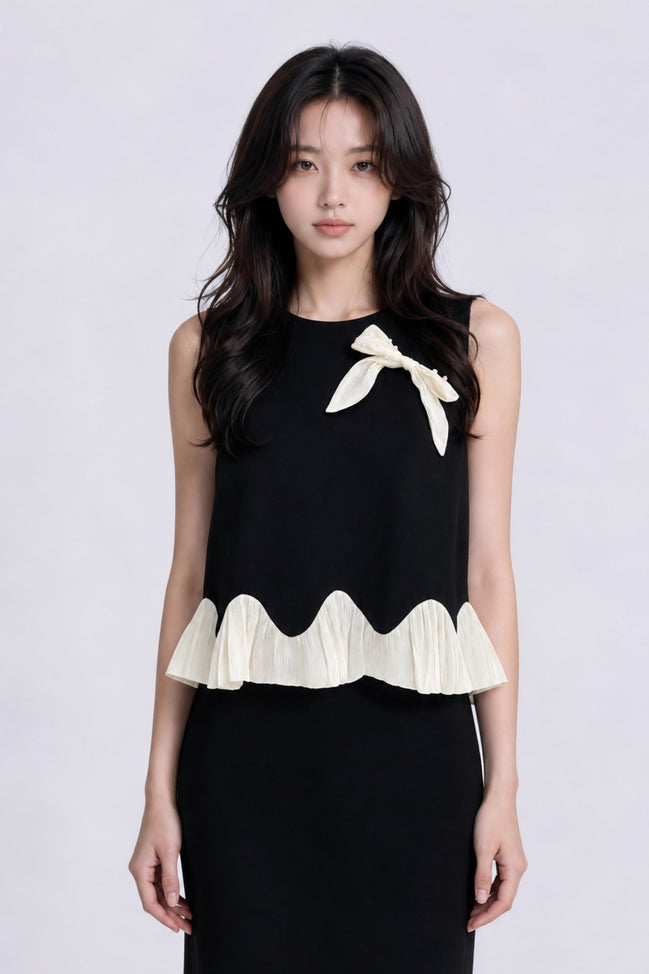 Fleur Scalloped Bow Sleeveless Top