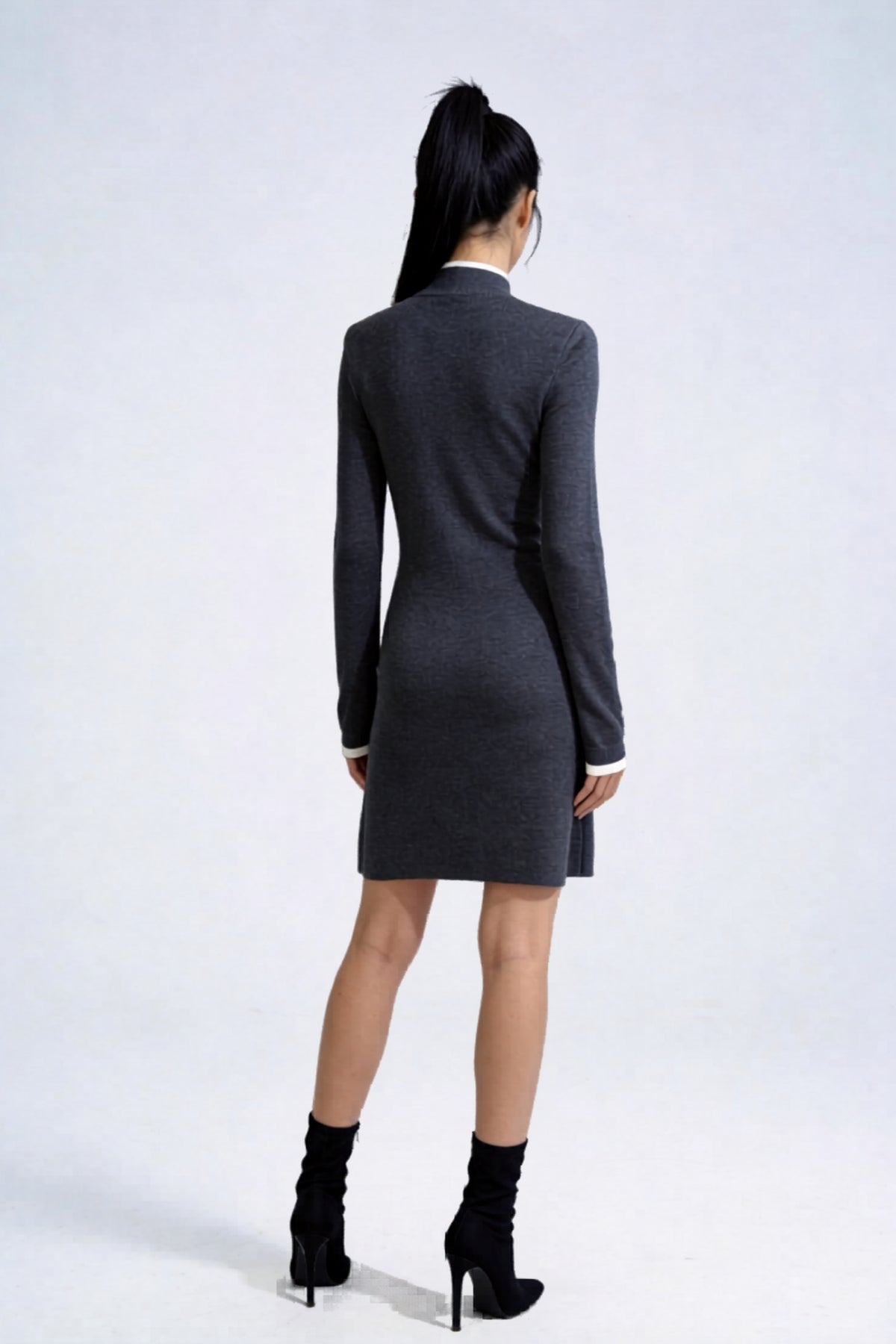 Vaelen Contrast-Trim Knit Midi Dress